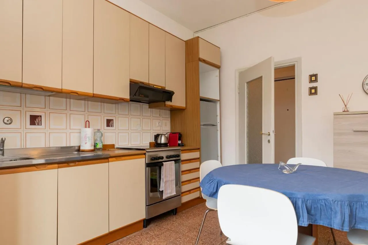 I Host Apartment - Giambellino 40 Milano