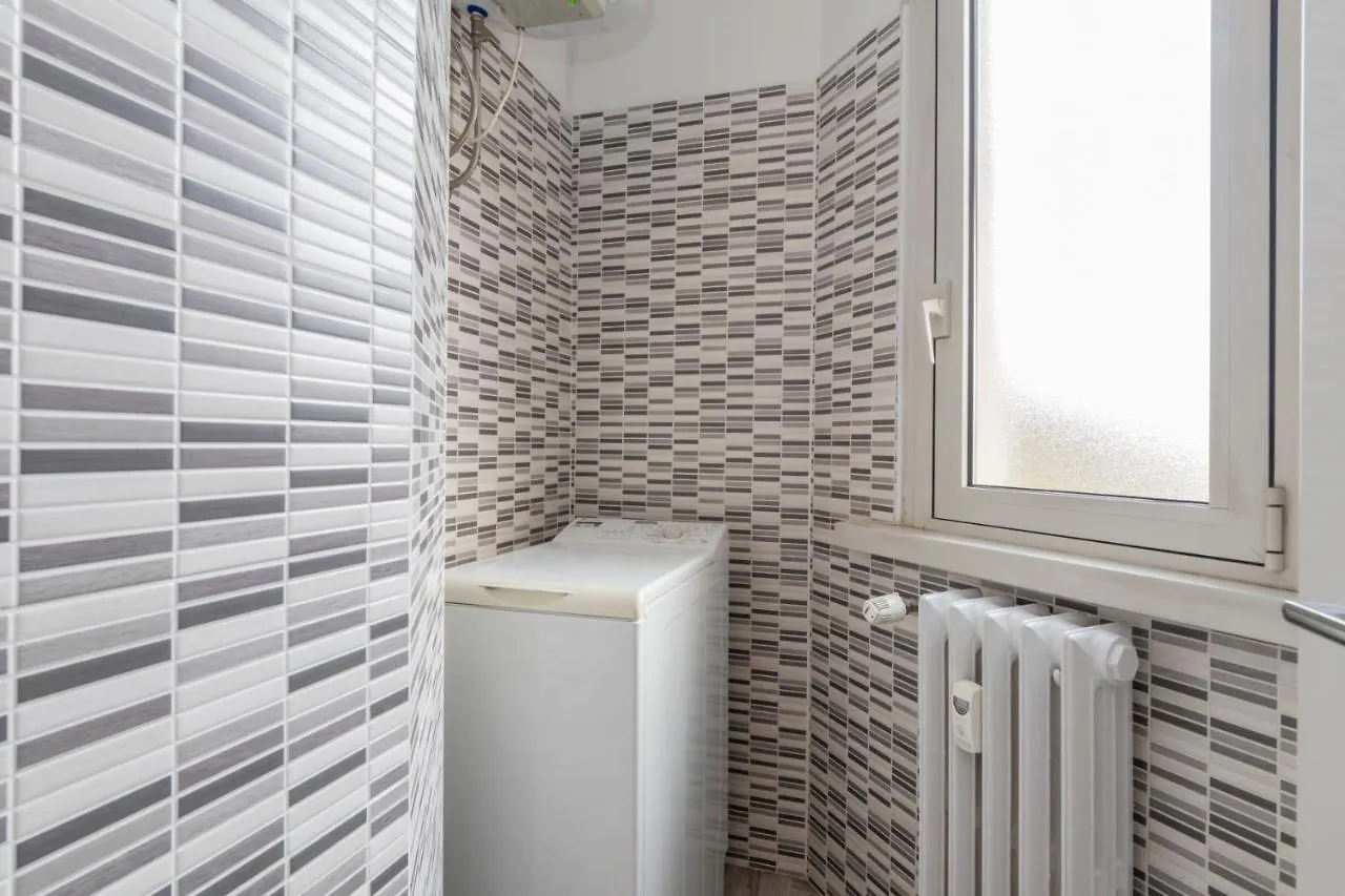 I Host Apartment - Giambellino 40 Milan