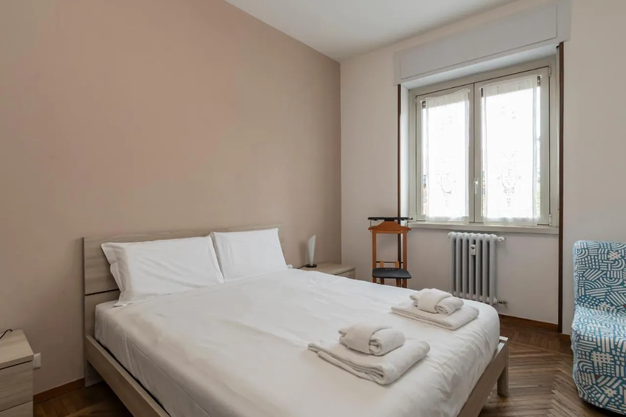 I Host Apartment - Giambellino 40 Milan